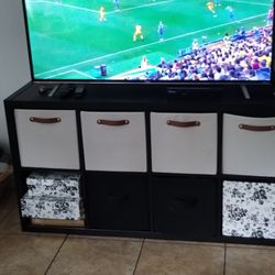 55" Roku Smart TV Working 