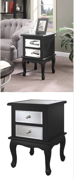 High Quality Mirrored Black New Night Stand/End Table