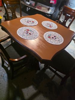Kitchen Dinerte Table with 4 Chairs