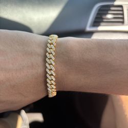 Diamond Test Approved 8MM Gold Moissanite Bracelet 