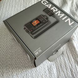 Garmin VHF 115 Compact Marine Radio