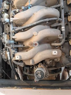 Motor Vortec 8.1LT completo con todo y trasmisión