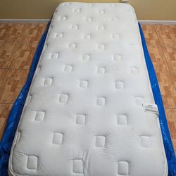 Beautyrest Tw,in XL mat,tress, 12 inch, medium firm.