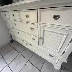 Night Table And Dresser Solid Wood 