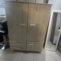 Armoire pine wood
