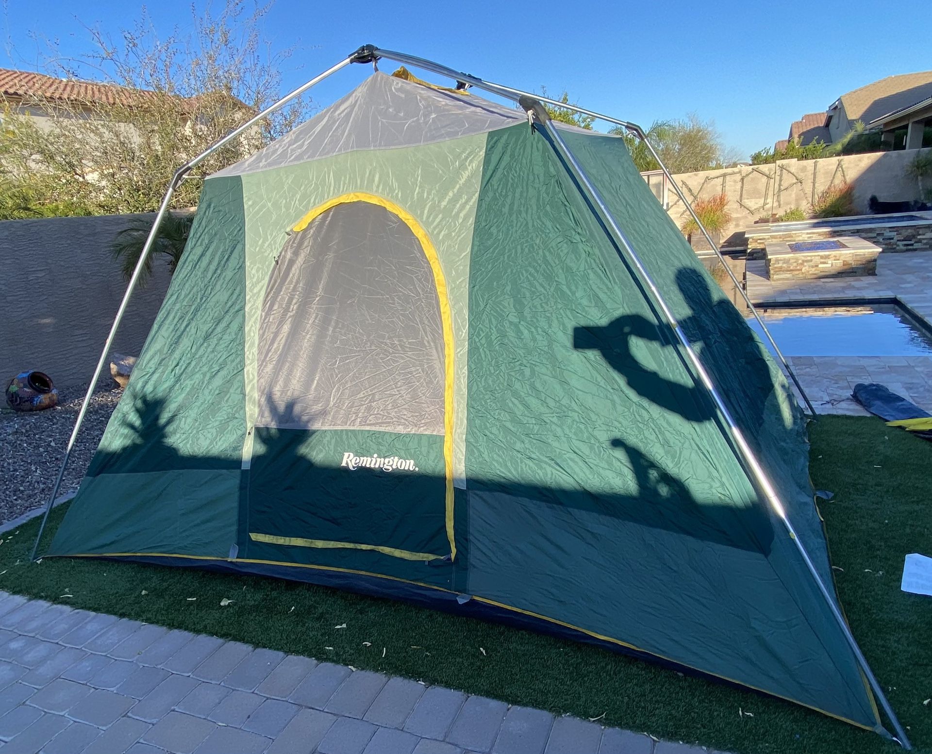 Remington 8 Person Tent — 12’ x 9’ — Easy Setup