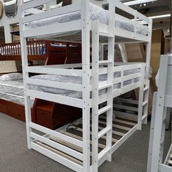 💙Ronnie Light Gray Finish Triple Bunk Bed - Twin
ACME$20 Down Payment and delivery available 