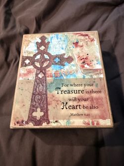 Music box and baby Angel cross