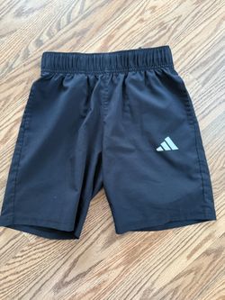 Adidas Boys Black Shorts Size Small (8)