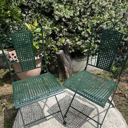 Metal bistro folding chairs