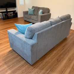 Signature Design by Ashley Deltona Sofa & Loveseat Set Gray *Condition Note*