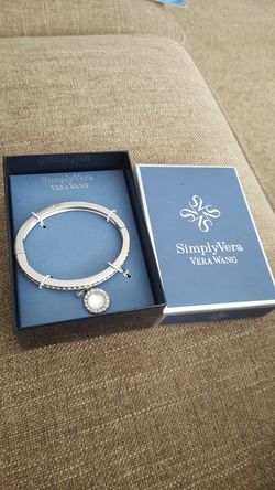 Vera Wang bracelet. New