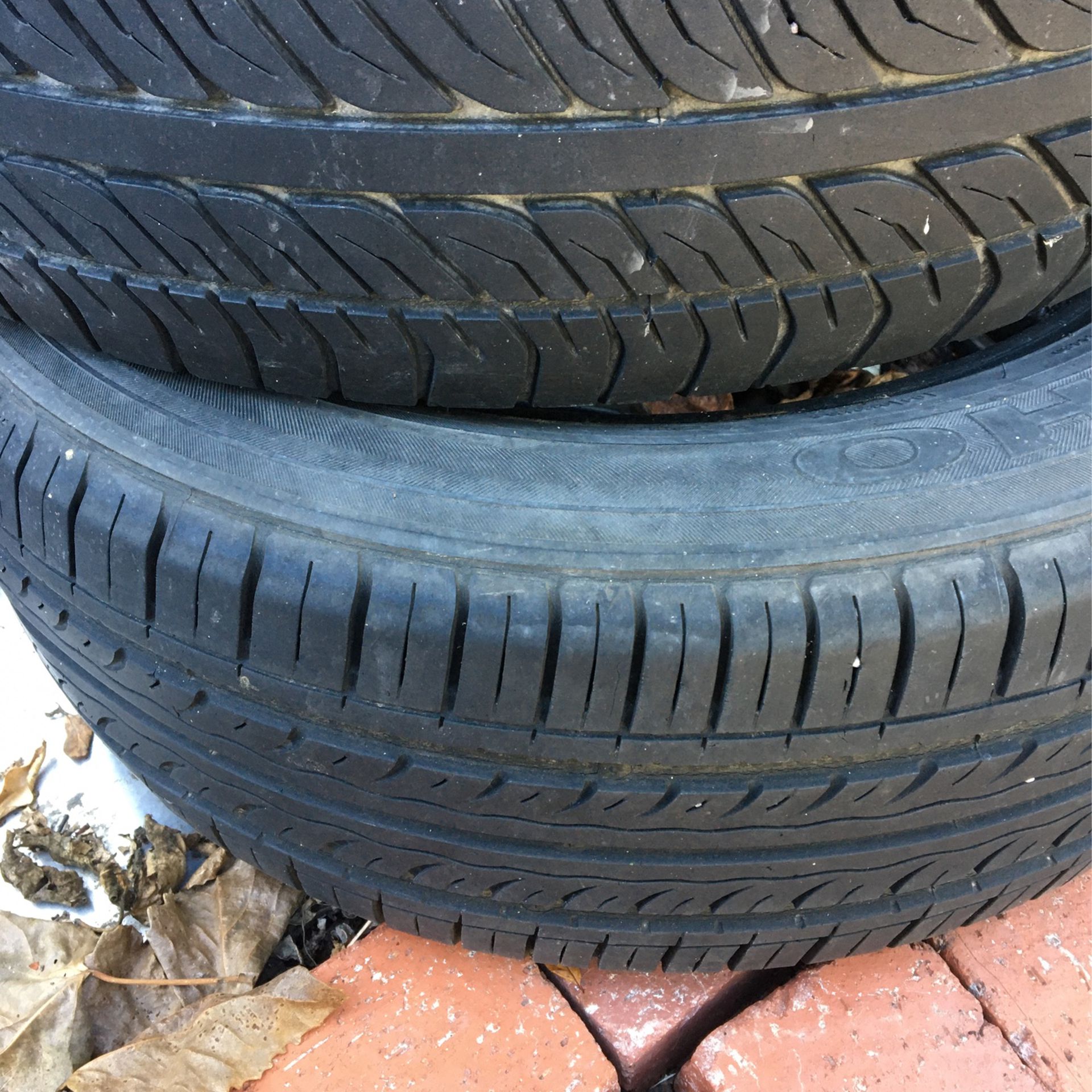 2 Tires 195.60.R15  Great Condition  A Lot Of Thread For Honda Or 