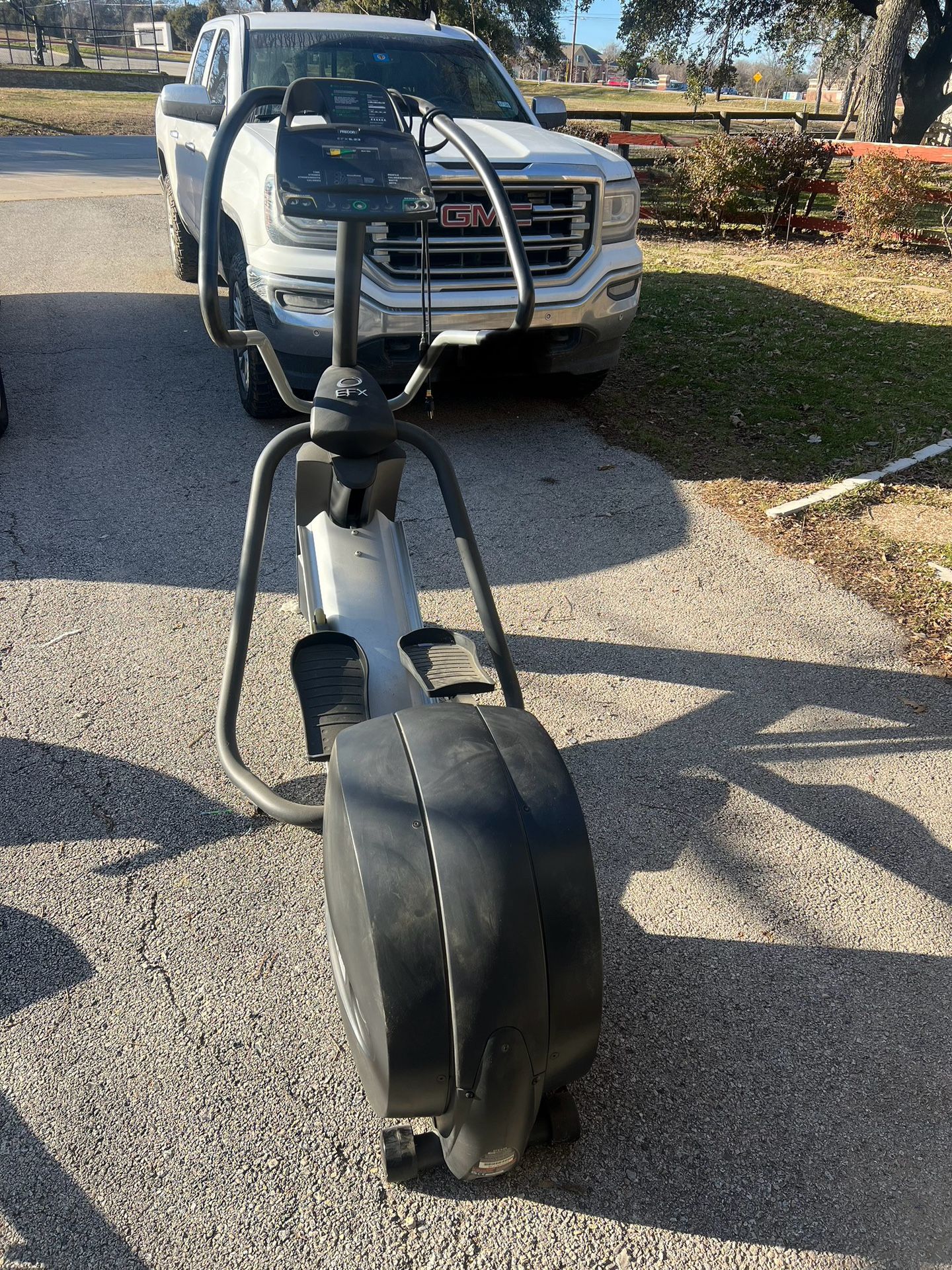 Free Work Out Equipment. Everything Works Great