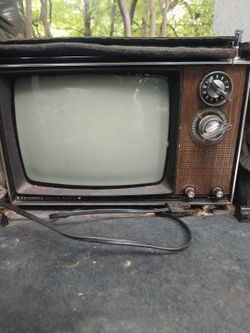 Motorola Solid State 9 Vintage TV