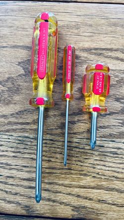 Set of Three VINTAGE Stanley Phillips Screwdrivers