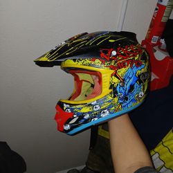 Nikko N719 Motorcross Helmet 