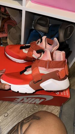 Huarache City GS 'Habanero Red'