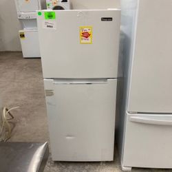 Magic Chef REFRIGERATOR HMDR 1000 W