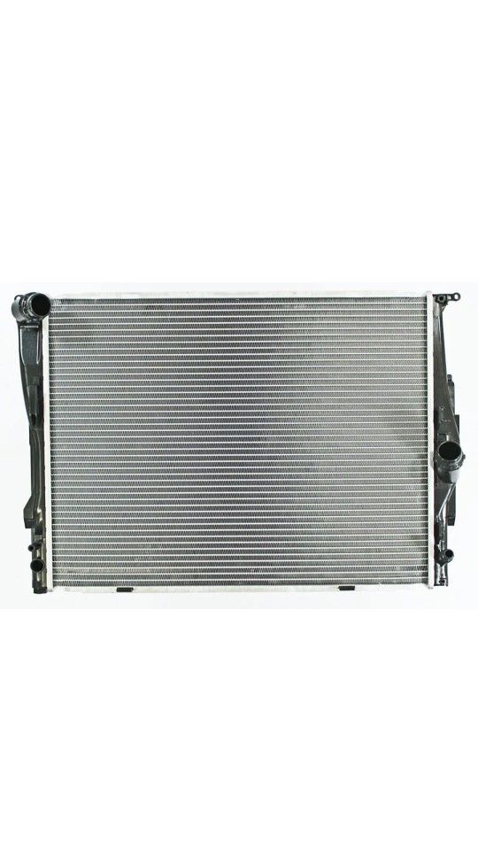 2006-2013 BMW 328i radiator 