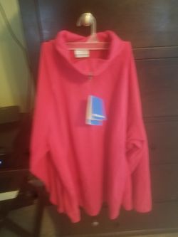 Fleece pull over nwt