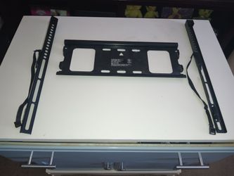 SANUS TV  WALL MOUNT