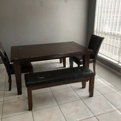 furnitures