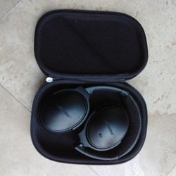 Bose Queit Comfort 35