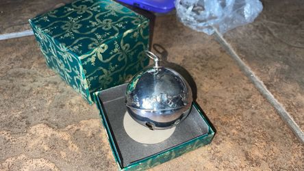 1987 Wallace collectible silver Bell