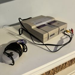 Super Nintendo With Everything Pictured.