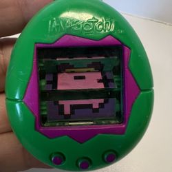 Vintage 1997 Tamagotchi McDonald's Happy Meal Promotional Puzzle Toy Keychain 