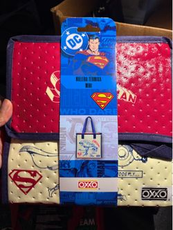 Xoxo loncheras $20 each
