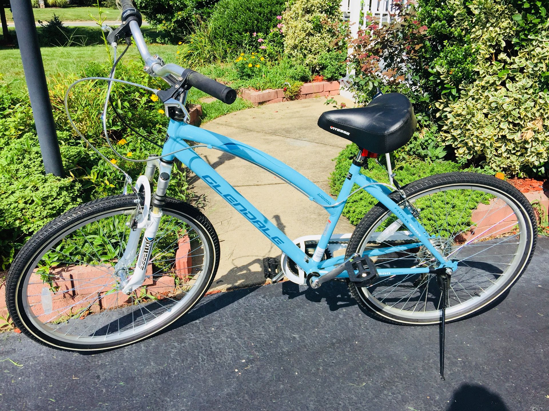 10 speed bike. Used 1 time and daughter wanted a different one.