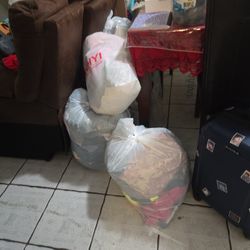 Bolsas De Ropa De Niña Muy Buena