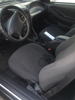 Mustang v6 with low miles