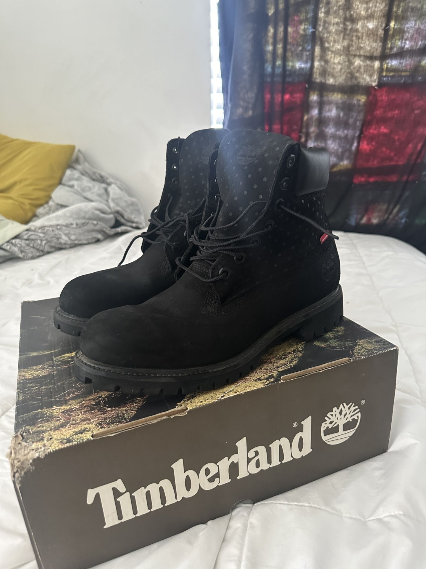 SUPREME CDG TIMBERLANDS 