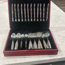 CUTCO 50 Piece Silverware Set 
