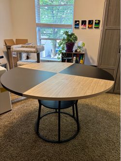 Dining room table for sale