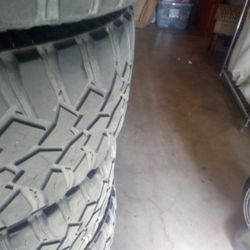 4 Used Mickey Thompson Deegan 38 LT 205 55R20 