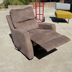 Recliner Chair