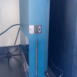 Microsoft Xbox One S 500GB Console Deep Blue Special Edition for Sale in  San Antonio, TX - OfferUp