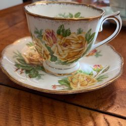 Royal Albert China Tea Cup and Saucer