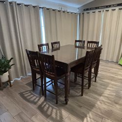 8 Seat Dining/kitchen Table 