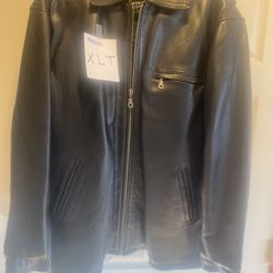 Men’s Wilson Leather Jacket XLT.  $40
