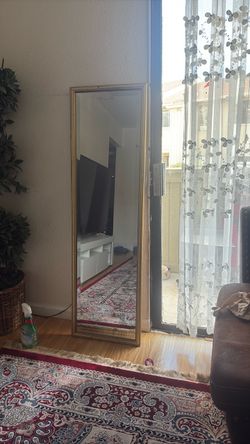 GOLD MIRROR