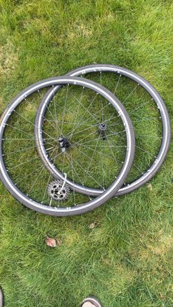 Bontrager RL Front & Rear Wheelset W/11 Speed Hub