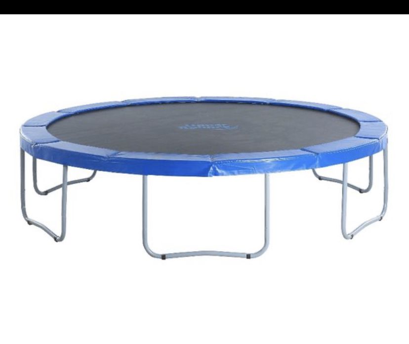 Trampoline only 14 ft