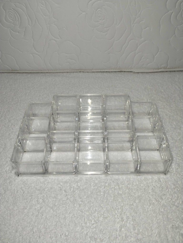 Clear Acrylic Cosmetic Organizer Case β Excellent Condition