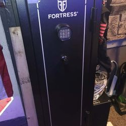 Fortress 14-Gun Electronic Fire Safe Ammo Rifle Long Gun Security Storage cabinet 
