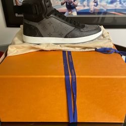 Lv Shoes Size 10 Brand New In The Box